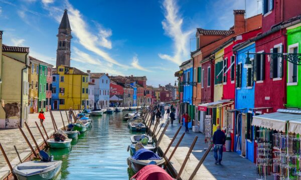 Burano, la pittoresca isola della Laguna di Venezia